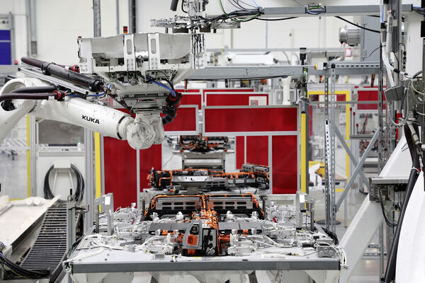 Le recyclage des batteries lithium-ion des voitures électriques bientôt assuré en France