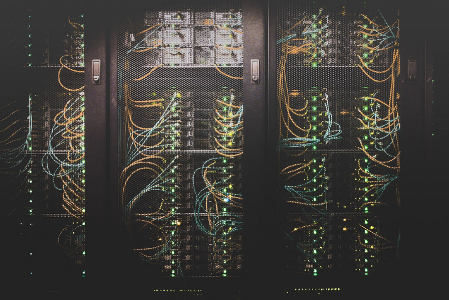 Les datacenters vont-ils relancer les énergies fossiles en Europe ? Le Shift Project sonne l’alarme